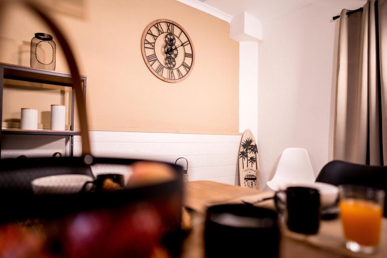 Le Patio, Climatisation Terrasse Wi-Fi Netflix 15 Mn Coeur De Ville بزييه المظهر الخارجي الصورة