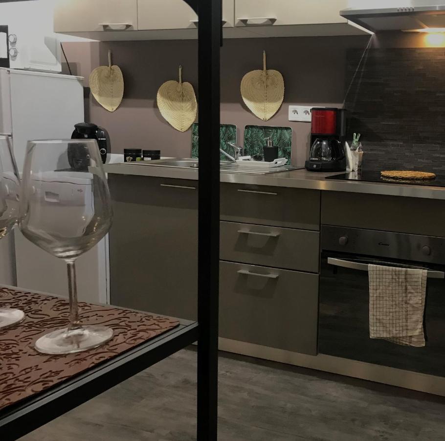 Le Patio, Climatisation Terrasse Wi-Fi Netflix 15 Mn Coeur De Ville بزييه المظهر الخارجي الصورة