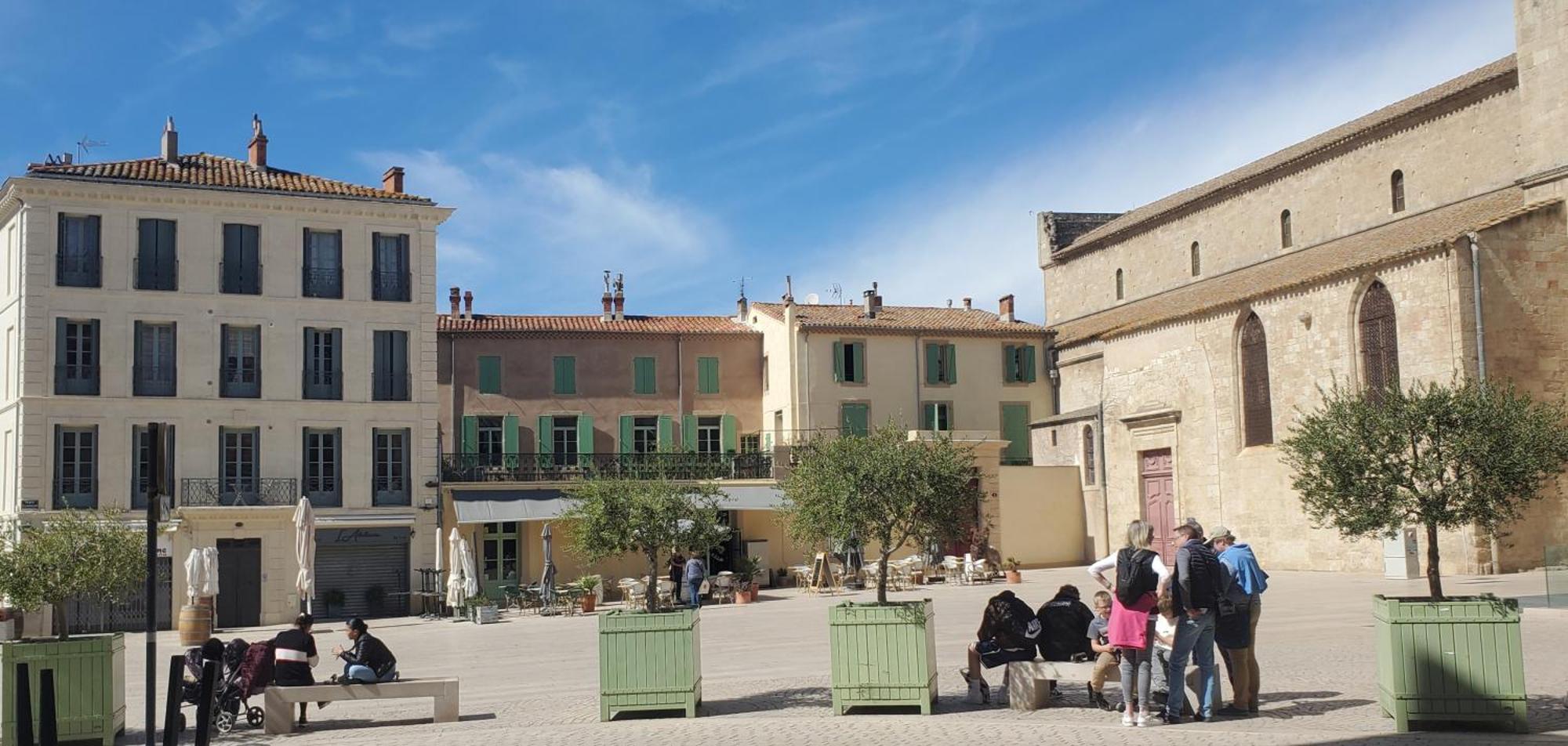 Le Patio, Climatisation Terrasse Wi-Fi Netflix 15 Mn Coeur De Ville بزييه المظهر الخارجي الصورة